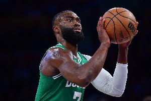 杰伦·布朗谈为何没请经纪人：抽佣4% 他给我投入再多我都划不来